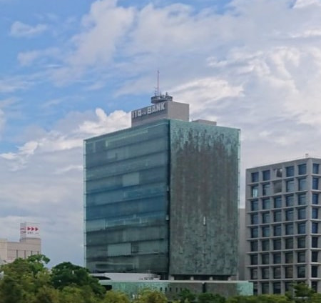 百十四銀行本店ビル