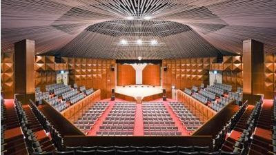 坂出市民ホール内部