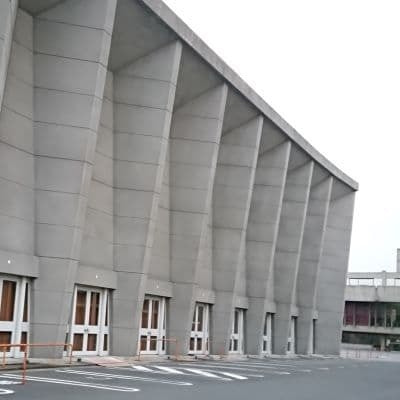 建築家丹下健三の設計による今治市公会堂