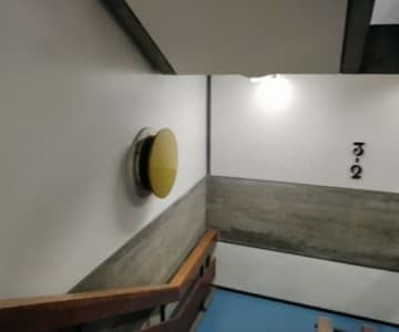 高松のモダニズム建築の一つ香川県庁舎ロビー