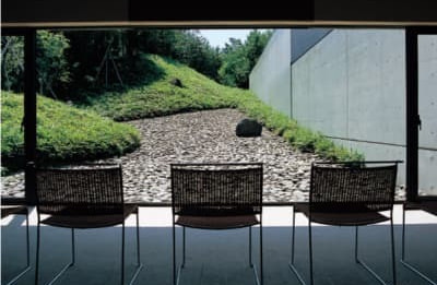 勅使河原宏氏の庭園「流れ」