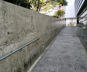 坂の上の雲ミュージアムアプローチ