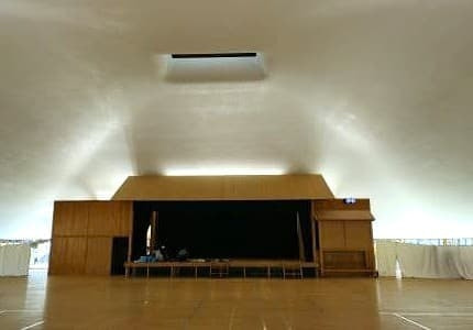 直島ホール内側