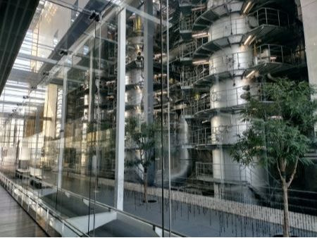 建築家谷口吉生による広島市環境局中工場内のゴミ処理プラント