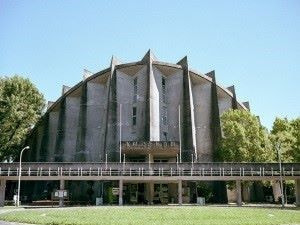 市村記念体育館