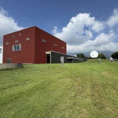 奈義町現代美術館