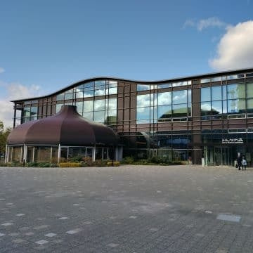 ぎふメディアコスモス