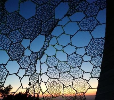 三分一博志による六甲枝垂れ