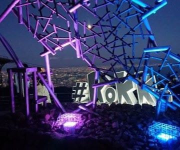 建築家三分一博志による六甲枝垂れ