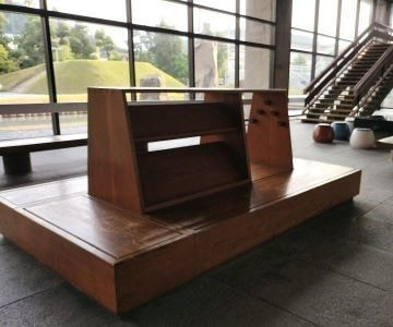 香川県庁舎に置かれた家具