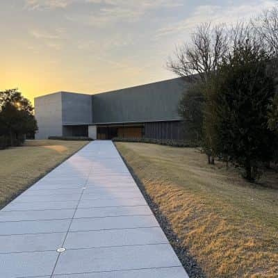 香川の名建築の一つ東山魁夷せとうち美術館