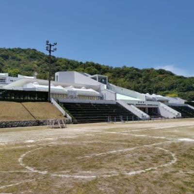 建築家石井和紘による直島小学校