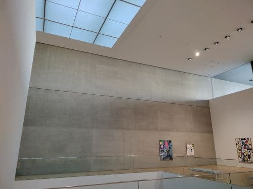 瀬戸内の現代アートが楽しめる丸亀市猪熊弦一郎現代美術館展示室