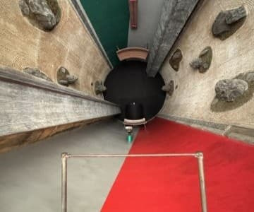 現代アートが楽しめる奈義町現代美術館にある荒川修作の作品「太陽」