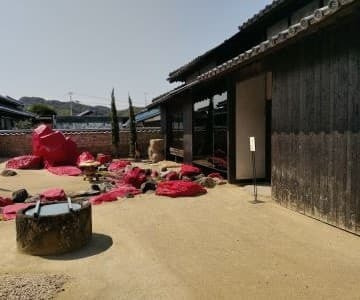 瀬戸内の現代アートが楽しめる豊島横尾館