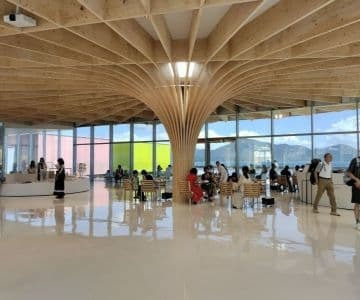 瀬戸内の現代アートが楽しめる坂茂が設計した下瀬美術館