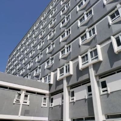 建築家村野藤吾による尼崎市庁舎