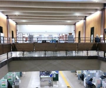 建築家村野藤吾による尼崎市庁舎南館内部