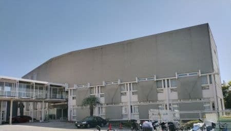 建築家村野藤吾による尼崎市庁舎議場