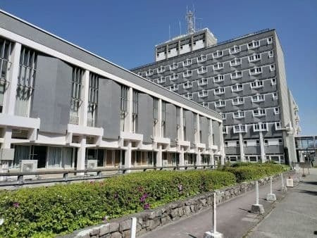 建築家村野藤吾による尼崎市庁舎