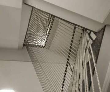 建築家村野藤吾による尼崎市庁舎南館階段