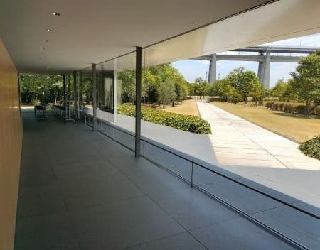 建築家谷口吉生による東山魁夷せとうち美術館