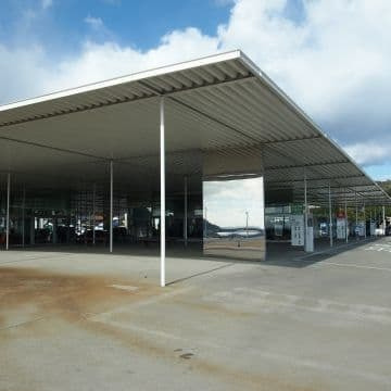 香川の名建築の一つ建築ユニットSANAAによる海の駅なおしま