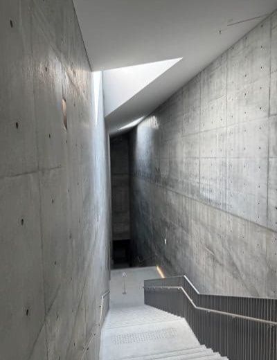 瀬戸内の現代アートが楽しめる建築家安藤忠雄による直島新美術館
