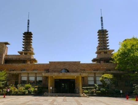 建築家遠藤新による旧甲子園ホテル