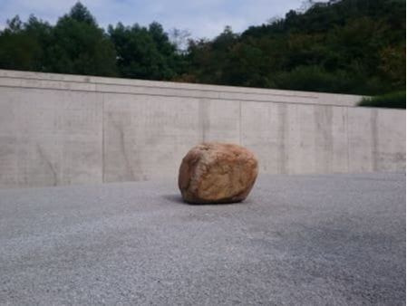 建築家安藤忠雄の設計による李禹煥美術館