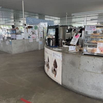 建築家ユニットSANAAによる海の駅なおしま