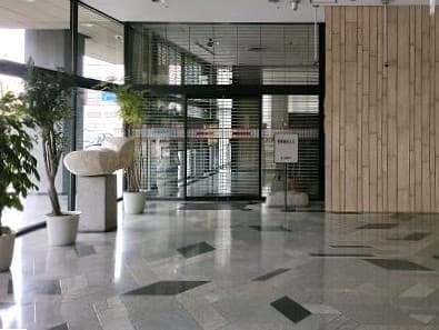 百十四銀行ロビー