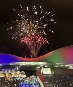 建築家ユニットSANAAによる香川県立アリーナ