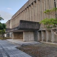 山口県立図書館