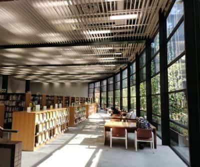 金沢市立玉川図書館