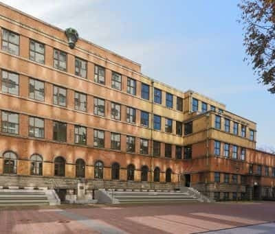 上智大学一号館