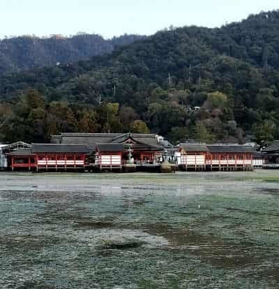 厳島神社