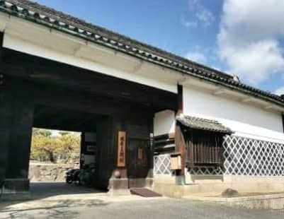 長屋門