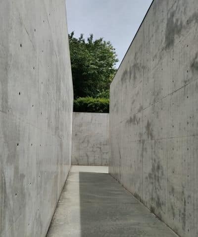 李禹煥美術館