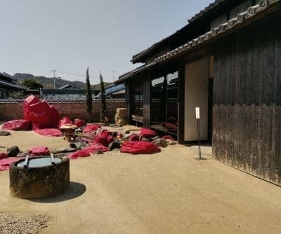 瀬戸内の現代アートが楽しめる豊島横尾館