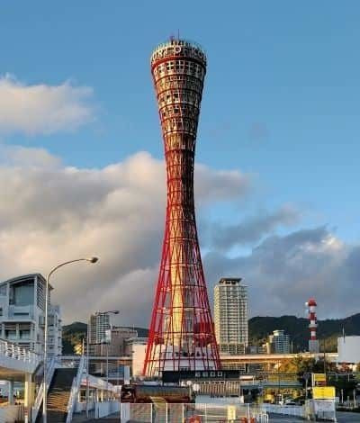 瀬戸内の名建築の一つ日建設計工務による神戸ポートタワー