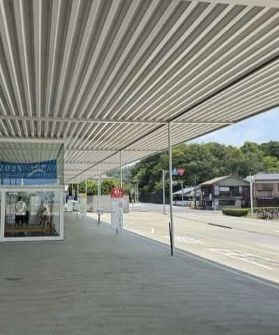香川の名建築の一つ建築ユニットSANAAによる海の駅なおしま